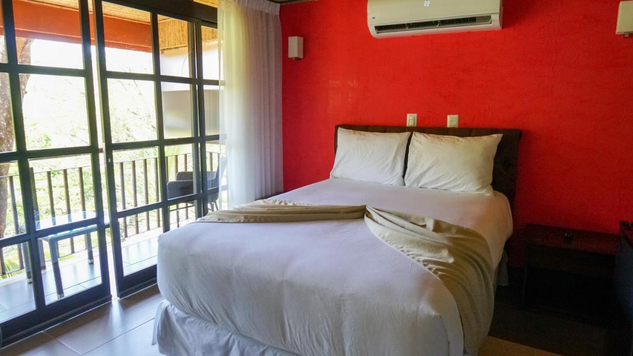 Hotel Poza Blanca Lodge San Mateo Bagian luar foto