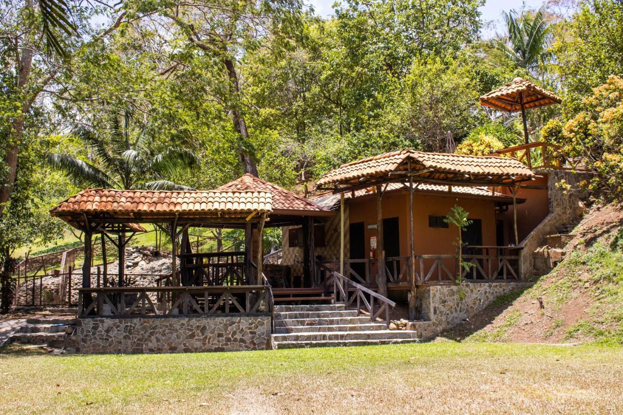 Hotel Poza Blanca Lodge San Mateo Bagian luar foto