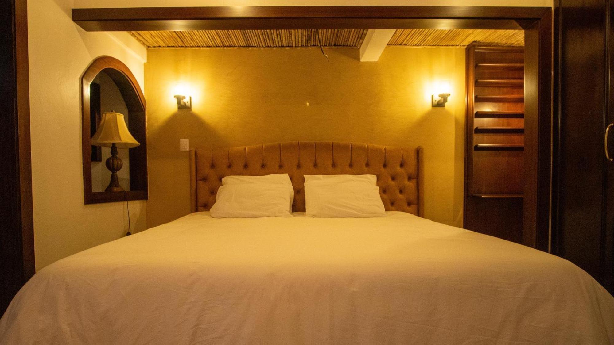 Hotel Poza Blanca Lodge San Mateo Bagian luar foto