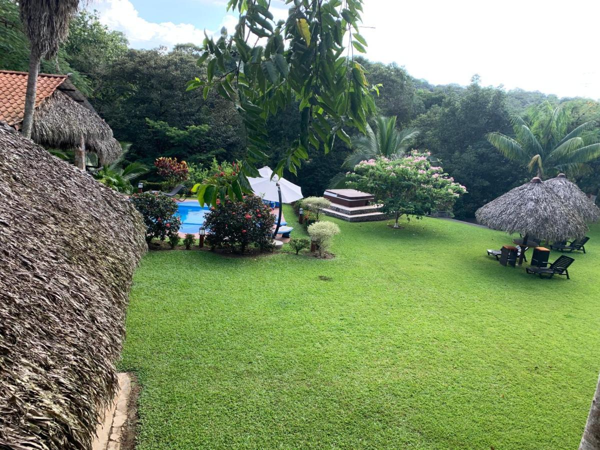 Hotel Poza Blanca Lodge San Mateo Bagian luar foto