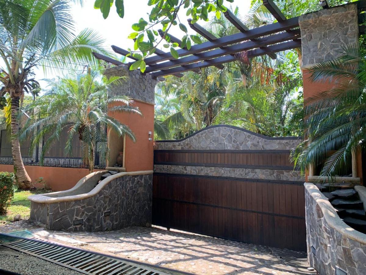 Hotel Poza Blanca Lodge San Mateo Bagian luar foto
